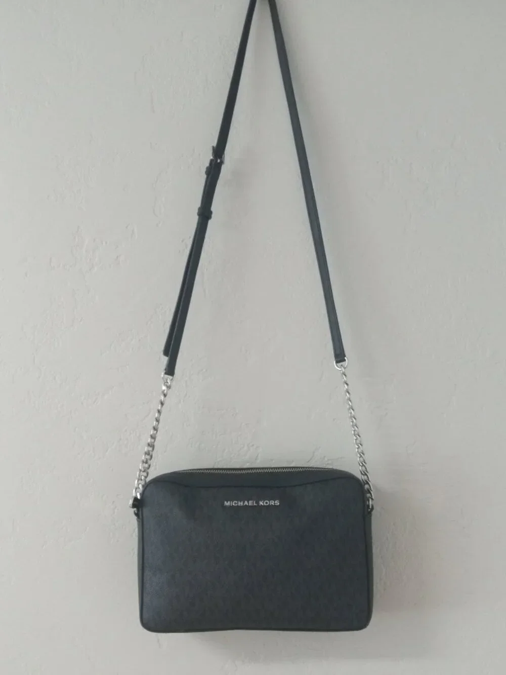 Michael Kors Jet Set Signature Logo Camera Crossbody Bag Black Silver Hardware